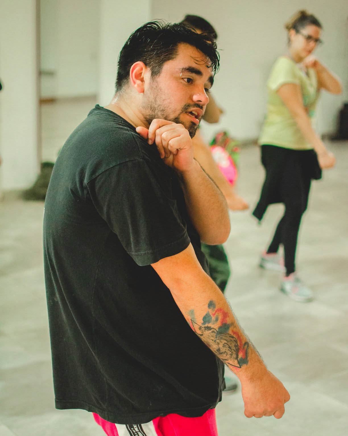 Profesor BAILA en clase
